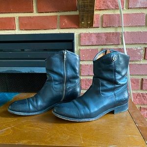 Frye Melissa Button Short zip up Boots